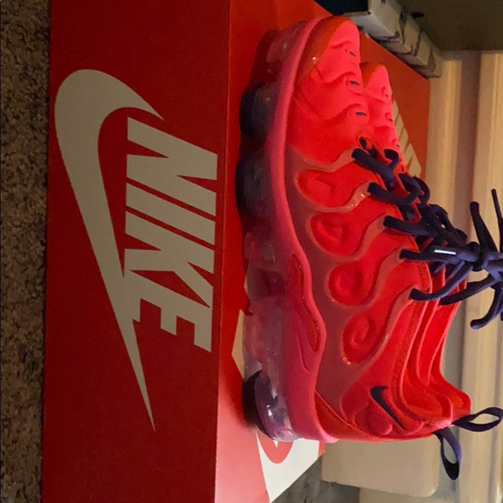 Air vapor max plus